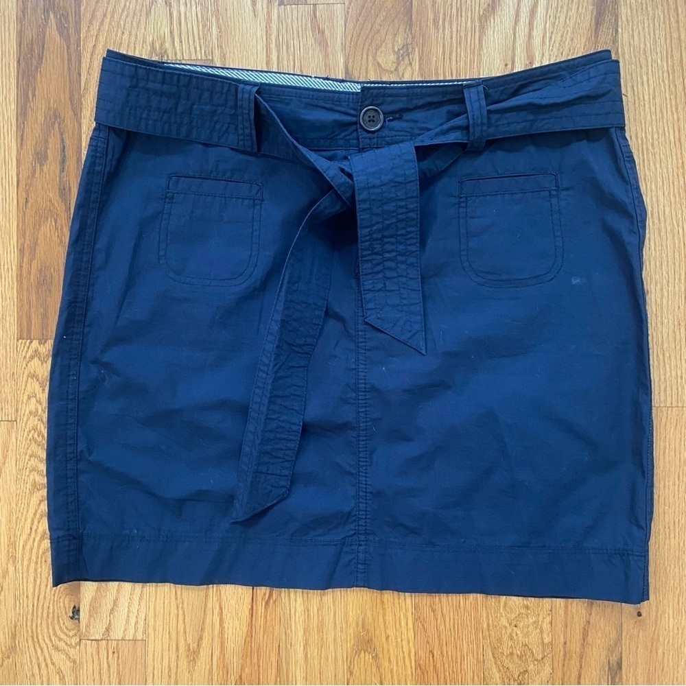 Tommy Hilfiger Navy Utility Skirt Size 8 Navy Cotton Outdoor Casual Spring Tie